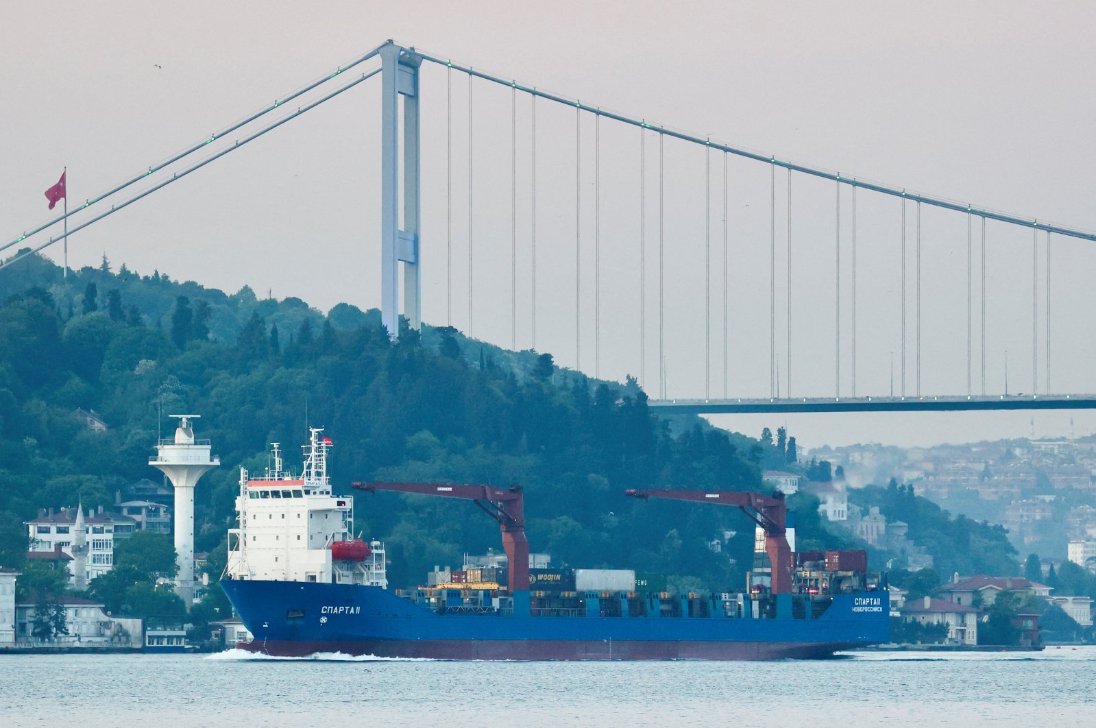 Russian Ro-Ro cargo ship Sparta II sails in the Bosporus Strait in Istanbul, Türkiye, May 18, 2022. (Reuters Photo)
