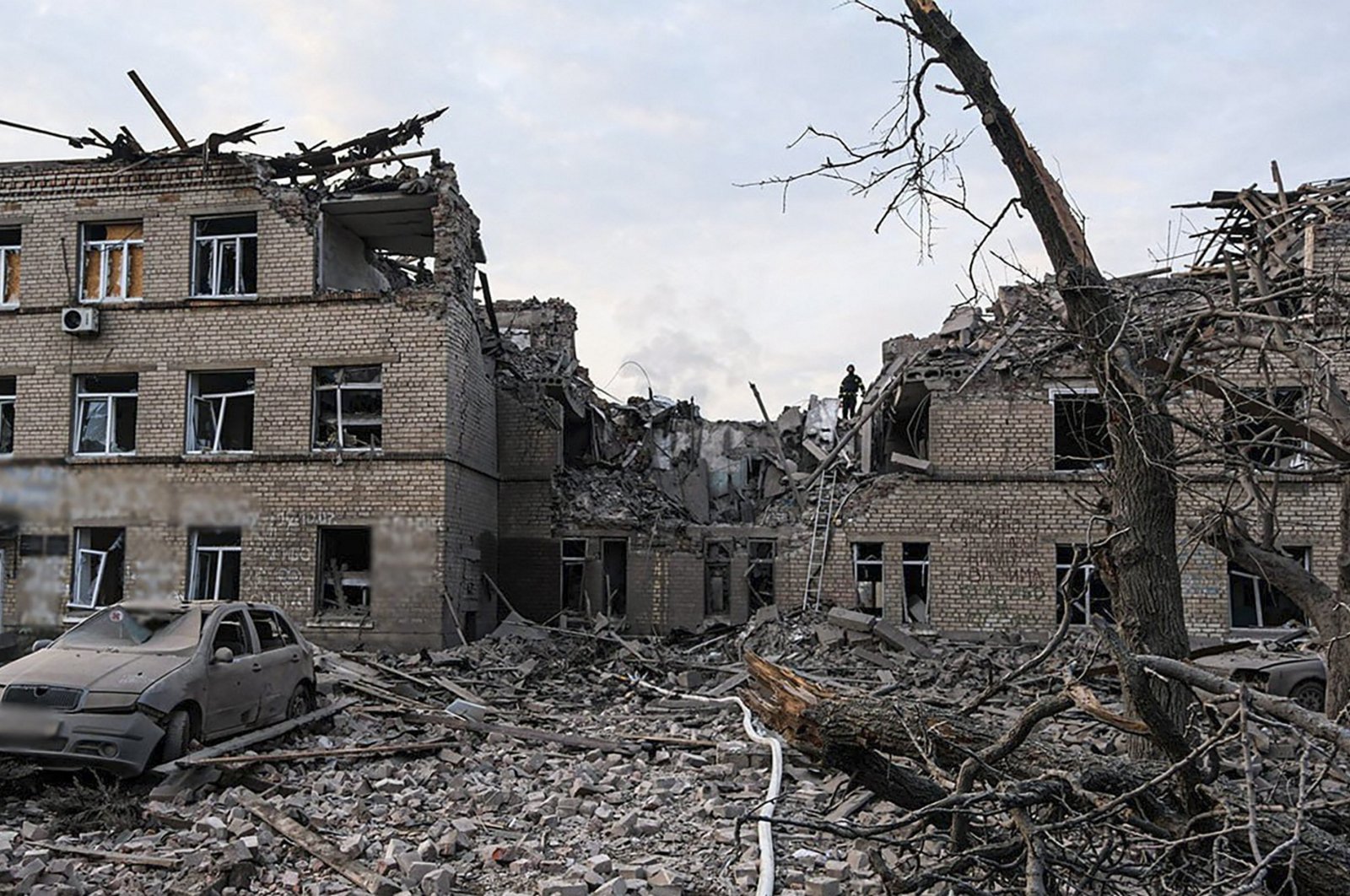 A handout photo made available by the National Police of Ukraine shows the site of the shelling of the civilian hospital building in Selidove city of Donetsk area, Ukraine, Feb. 14, 2024. (EPA Photo)