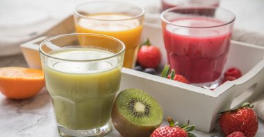 Just juice and water for a few days: Some argue this will do your body good and help you shed some extra weight. (dpa Photo)