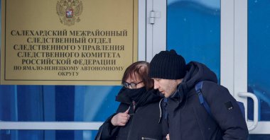 Lyudmila Navalnaya (L), the mother of late Russian opposition leader Alexei Navalny, and his lawyer Alexei Tsvetkov in Salekhard, Yamal-Nenets Region, Russia, Feb. 19, 2024. (Reuters Photo)