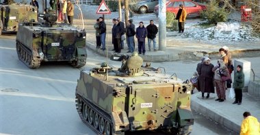 Tanks advance on the streets of Sincan, in the capital Ankara, Türkiye, Feb. 4, 1997. (AA Photo)