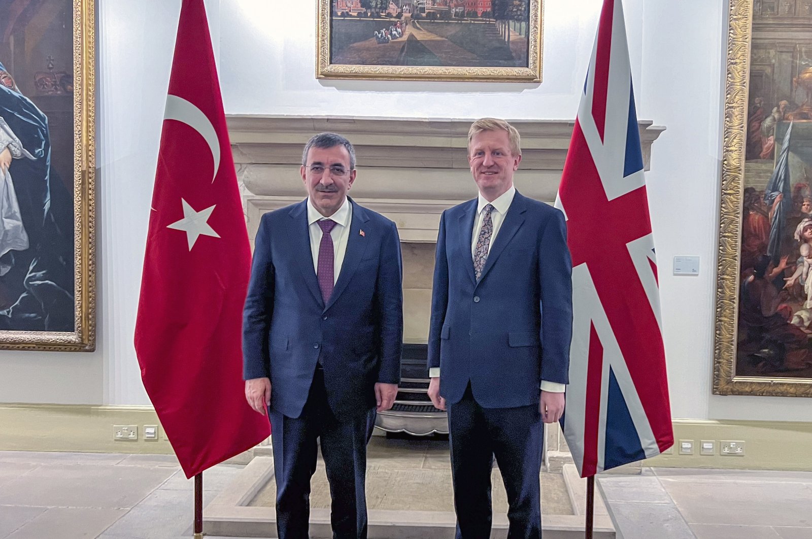Vice President Cevdet Yılmaz (left) and Oliver Dowden meet in London, Feb. 27, 2024. (AA Photo)