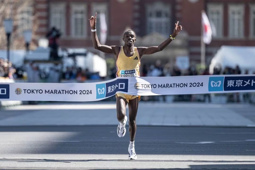 Kenyan runner, Benson Kipruto wins first place in the men&#039;s marathon during the Tokyo Marathon 2024, Tokyo, Japan, March 3, 2024. (Reuters Photo)