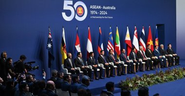 (From L-R) Australian Prime Minister Anthony Albanese and ASEAN leaders are seen following the family photo at the 2024 ASEAN-Australia Special Summit in Melbourne, Australia, March 5, 2024. (EPA Photo)