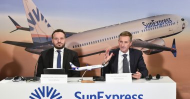 Max Kownatzki, CEO of SunExpress, (R) and Tuncay Eminoğlu, deputy CEO of SunExpress, during a news conference, Istanbul, Türkiye, March 13, 2024. (Courtesy of SunExpress)
