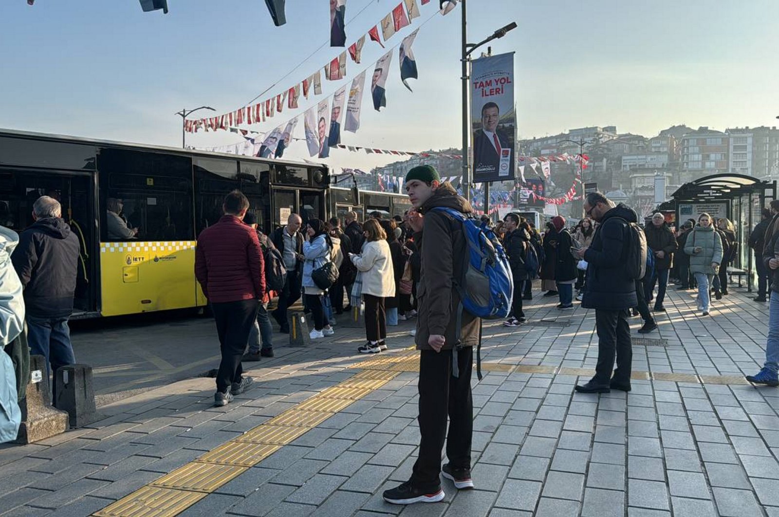 People wait for buses after the metro line stops due to a glitch, Istanbul, Türkiye, March 7, 2024. (AA Photo)