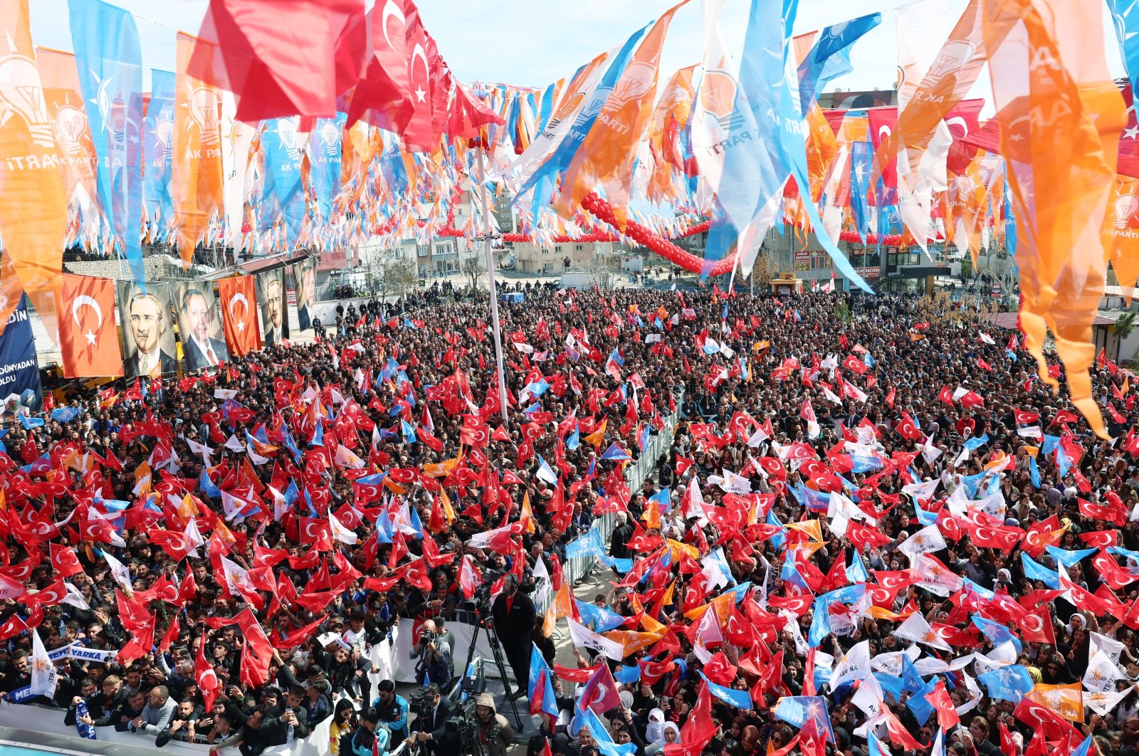 The crowd attending President Erdoğan's rally in Şırnak, March 13, 2024. (IHA Photo)