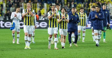 Fenerbahçe players applaud after the UEFA Europa Conference League Round of 16, second leg soccer match against Union Saint-Gilloise at Şükrü Saraçoğlu Stadium in Istanbul, Türkiye, March 14, 2024. (AA Photo)