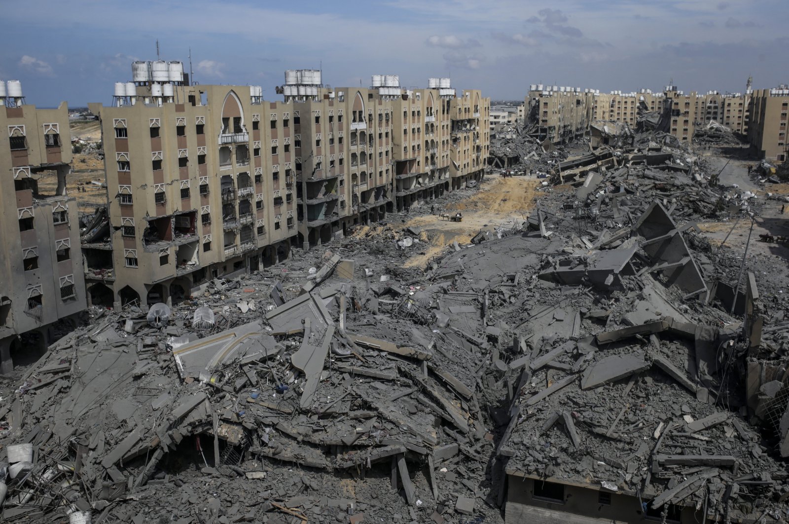 The rubble of the Hamad towers after they were destroyed in an Israeli attack in Khan Younis town, southern Gaza Strip, March 14, 2024. (EPA Photo)