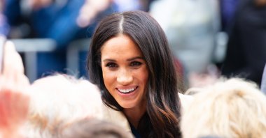 Meghan Markle, Duchess of Sussex, meets fans at Government House in Melbourne, Australia. Oct, 18, 2018. (Shutterstock Photo)