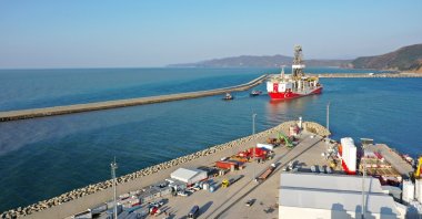 Türkiye's drilling ship Yavuz is seen near a port in Zonguldak, northern Türkiye, April 8, 2022. (AA Photo)
