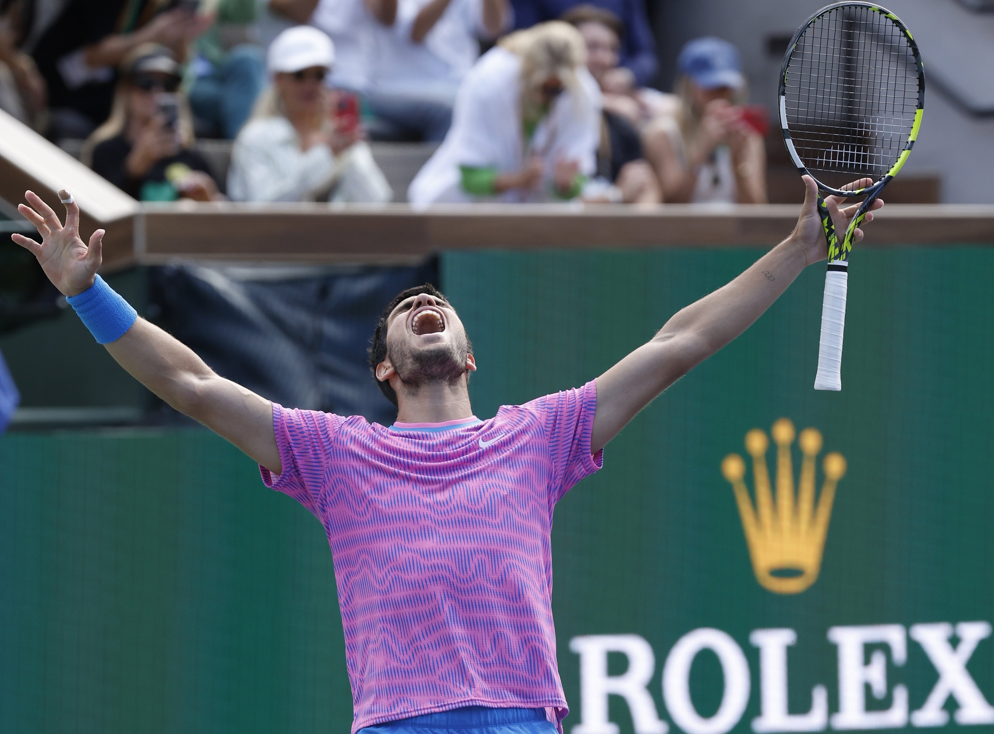 Spain&#039;s Carlos Alcaraz reacts after winning match point to defeat Russia&#039;s Daniil Medvedev during the men&#039;s finals at the BNP Paribas Open tennis tournament, Indian Wells, U.S., March 17, 2024. (EPA Photo)