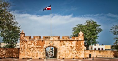 The view of the historic colonial-era fortress wall, Santo Domingo, Dominican Republic. (Shutterstock Photo)