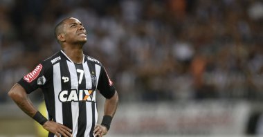 Brazilian Atletico Mineiro player Robinho during their 2016 Libertadores Cup match at Mineirao Stadium, Belo Horizonte, Brazil, April 14, 2016. (AFP Photo)