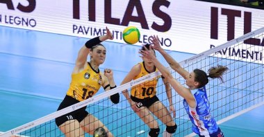 VakıfBank&#039;s Zehra Güneş (L) hits the ball during the CEV Women&#039;s Champions League quarterfinal match against Imoco Volley Conegliano, Istanbul, Türkiye, Feb. 29, 2024. (IHA Photo)
