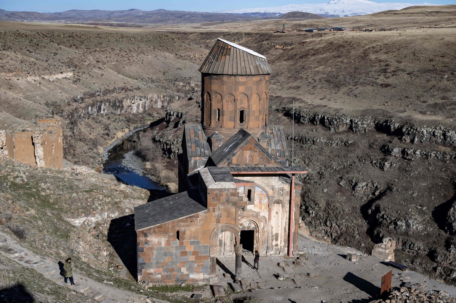 Ani'nin tarihi eserleri Türkiye ve Ermenistan'ı ortak miras altında birleştiriyor
