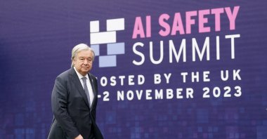 U.N. Secretary-General Antonio Guterres arrives at the U.K. Artificial Intelligence Safety Summit at Bletchley Park, Milton Keynes, Buckinghamshire, Britain, Nov. 2, 2023. (Reuters Photo)