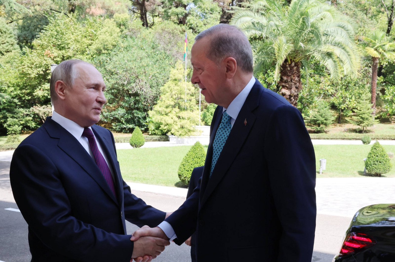 Erdoğan: Türkiye teröre karşı Rusya ile işbirliğine hazır