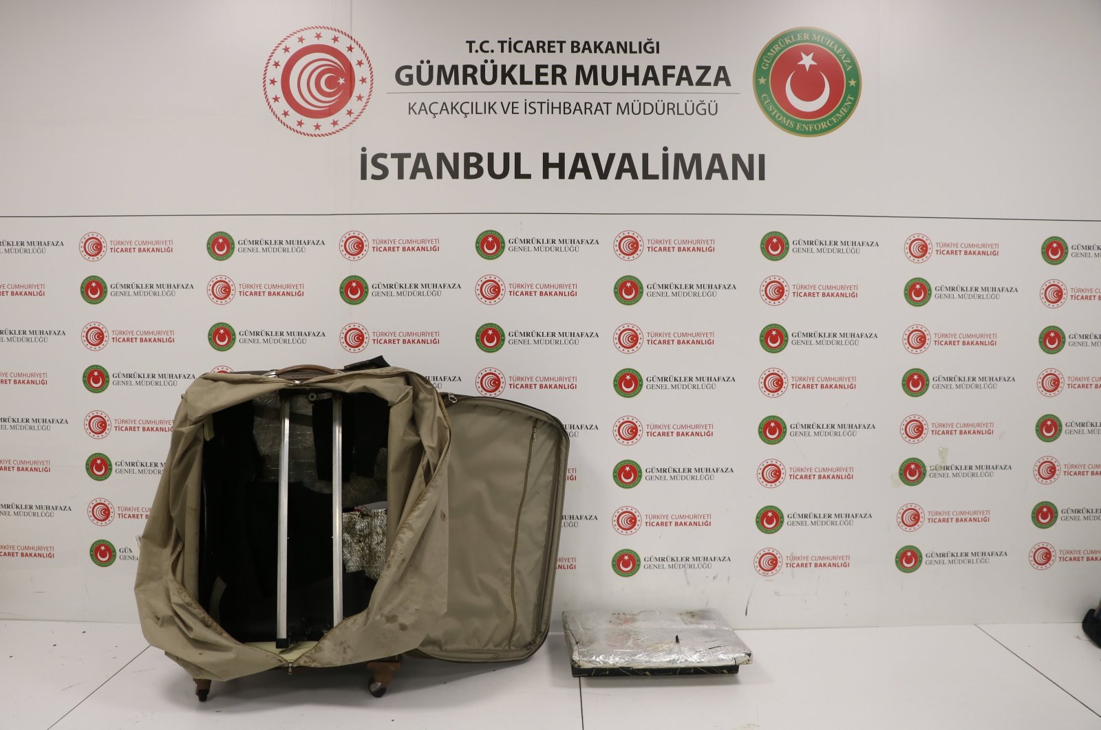 Authorities display llegal goods seized at Istanbul Airport, Istanbul, Türkiye, March 23, 2024. (AA Photo)