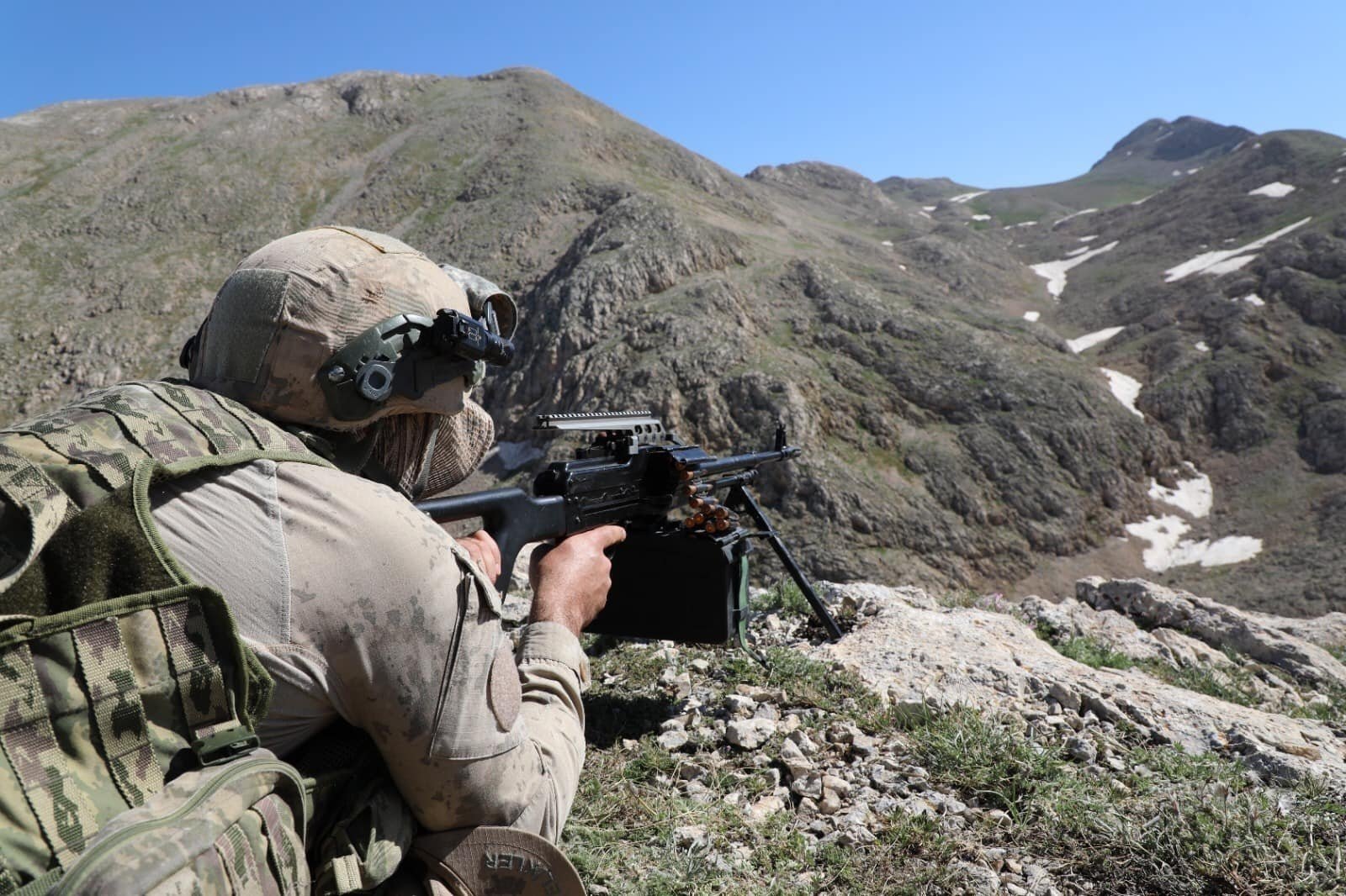A Turkish soldier participates in a counterterrorism operation in rural Erzincan, eastern Türkiye, July 6, 2023. (AA Photo)