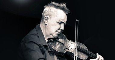 Composer, violin virtuoso, orchestra conductor and festival curator Nigel Kennedy has garnered a wide fan base with his concerts that blend different musical genres. (Photo courtesy of Nigel Kennedy)