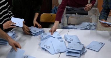 Electoral workers begin to count ballots at a polling station following municipal elections in Istanbul, Türkiye, March 31, 2024. (AFP Photo)