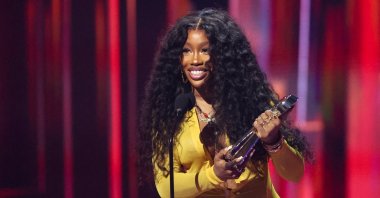 SZA accepts the Song of the Year award for Kill Bill during the iHeartRadio Music Awards at Dolby Theater in Los Angeles, California, U.S., April 1, 2024. (Reuters Photo)