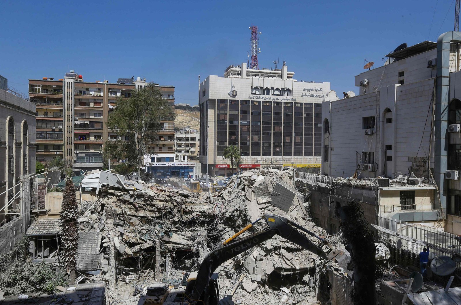 Türkiye, İsrail'in Suriye'deki İran Büyükelçiliğine saldırısını kınadı