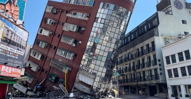 A building by a major earthquake in Hualien, eastern Taiwan, April 3, 2024. (AFP Photo)