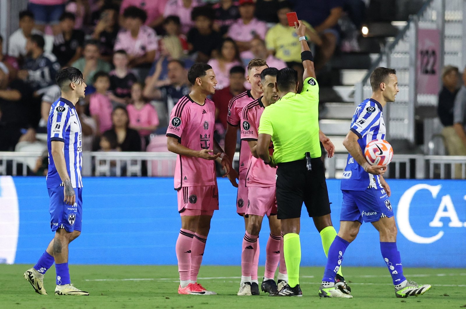 Inter Miami&#039;s David Ruiz (C) receives a red card during the second half against Monterrey in the first leg of the quarterfinals of the Concacaf Champions Cup at Chase Stadium, Miami, U.S., April 3, 2024. (AFP Photo)