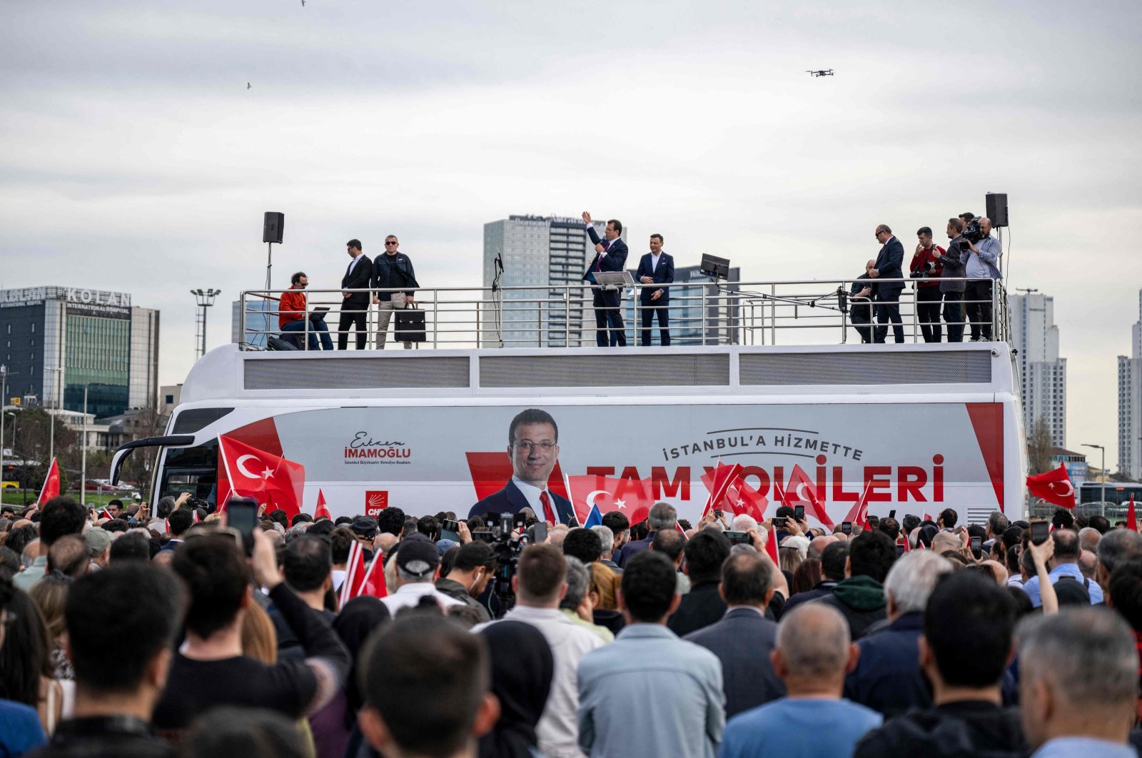 Istanbul Mayor Ekrem Imamoglu of the main center-left opposition Republican People&#039;s Party (CHP) receives an official mandate to serve five more years, Istanbul, Türkiye, April 3, 2024. (AFP Photo)
