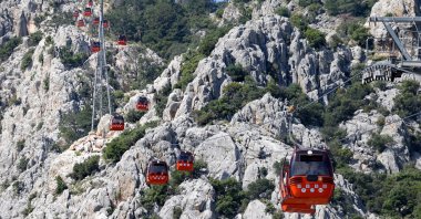 People are stranded in cable cars in Antalya, Türkiye, April 14, 2024. (DHA Photo)