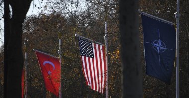 The flags of NATO, the United States and Türkiye line The Mall, London, U.K., Dec. 3, 2019. (AP Photo)