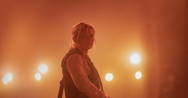 In Alex Garlend&#039;s dystopian warning about political divisions in the U.S., a team of military-embedded journalists race to reach the White House before rebel factions. (dpa Photo)