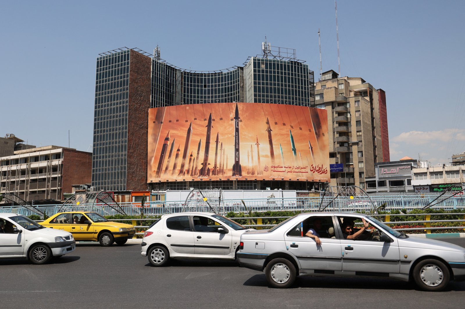 An anti-Israel billboard with a picture of Iranian missiles is seen on a street in Tehran, Iran, April 19, 2024. (Reuters Photo)
