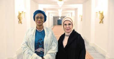 First lady Emine Erdoğan and Nigerian first lady Oluremi Tinubu in Istanbul, April 20, 2024. (AA Photo)