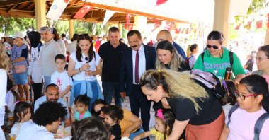 Antalya Metropolitan Municipality celebrates the April 23 Children and Kite Festival, Antalya, Türkiye, April 22, 2024. (IHA Photo)