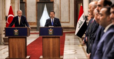 Iraq's Prime Minister Mohammed Shia al-Sudani (R) and President Recep Tayyip Erdoğan give a joint statement to the media in Baghdad, Iraq, April 22, 2024. (Reuters Photo)
