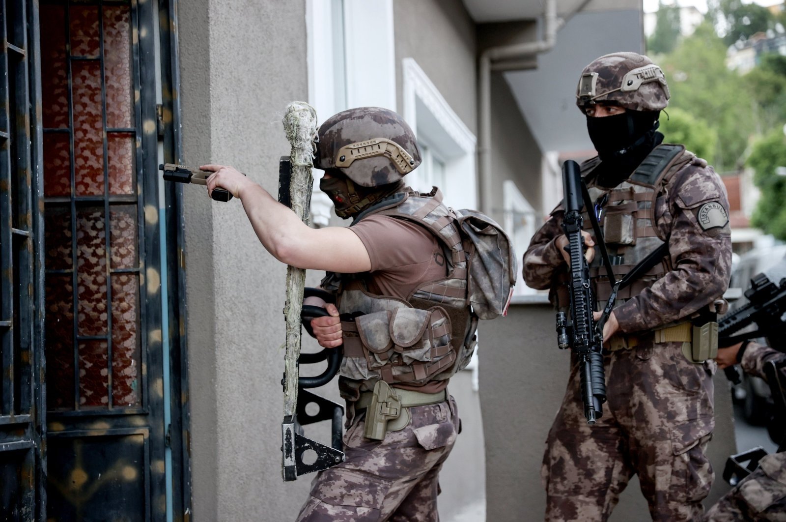 Turkish police conduct a counterterrorism operation at an unidentified location in this undated file photo. (AA File Photo)
