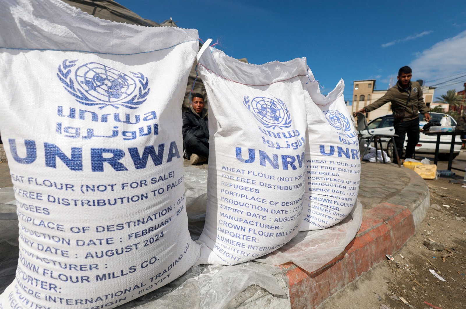 Displaced Palestinians wait to receive UNRWA aid in Rafah, southern Gaza Strip, Palestine, March 7, 2024. (Reuters Photo)