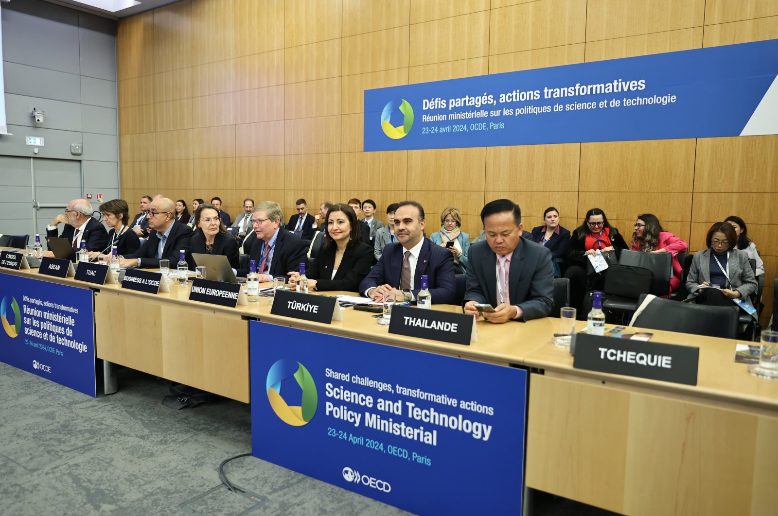 Industry and Technology Minister Mehmet Fatih Kacır (C) attends the ministerial-level meeting of the Organization for Economic Co-Operation and Development (OECD), Paris, France, April 24, 2024. (AA Photo)