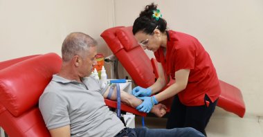 The Turkish Red Crescent (Kızılay) emphasizes the need for 3.4M blood units by 2024, Adana, Türkiye. April, 18, 2024. (AA Photo)