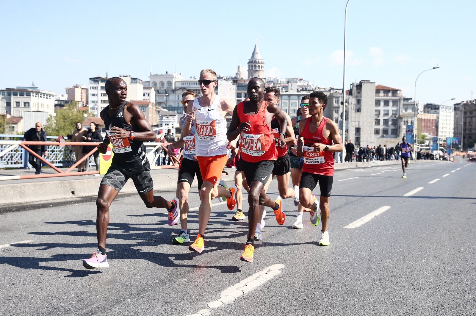 Runners in action during the 19th Istanbul Half Marathon, Istanbul, Türkiye, April 28, 2024. (DHA Photo)