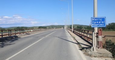 A view of the bridge over the Maritsa (Meriç) River connecting Türkiye and Greece, April 28, 2024. (AA Photo)