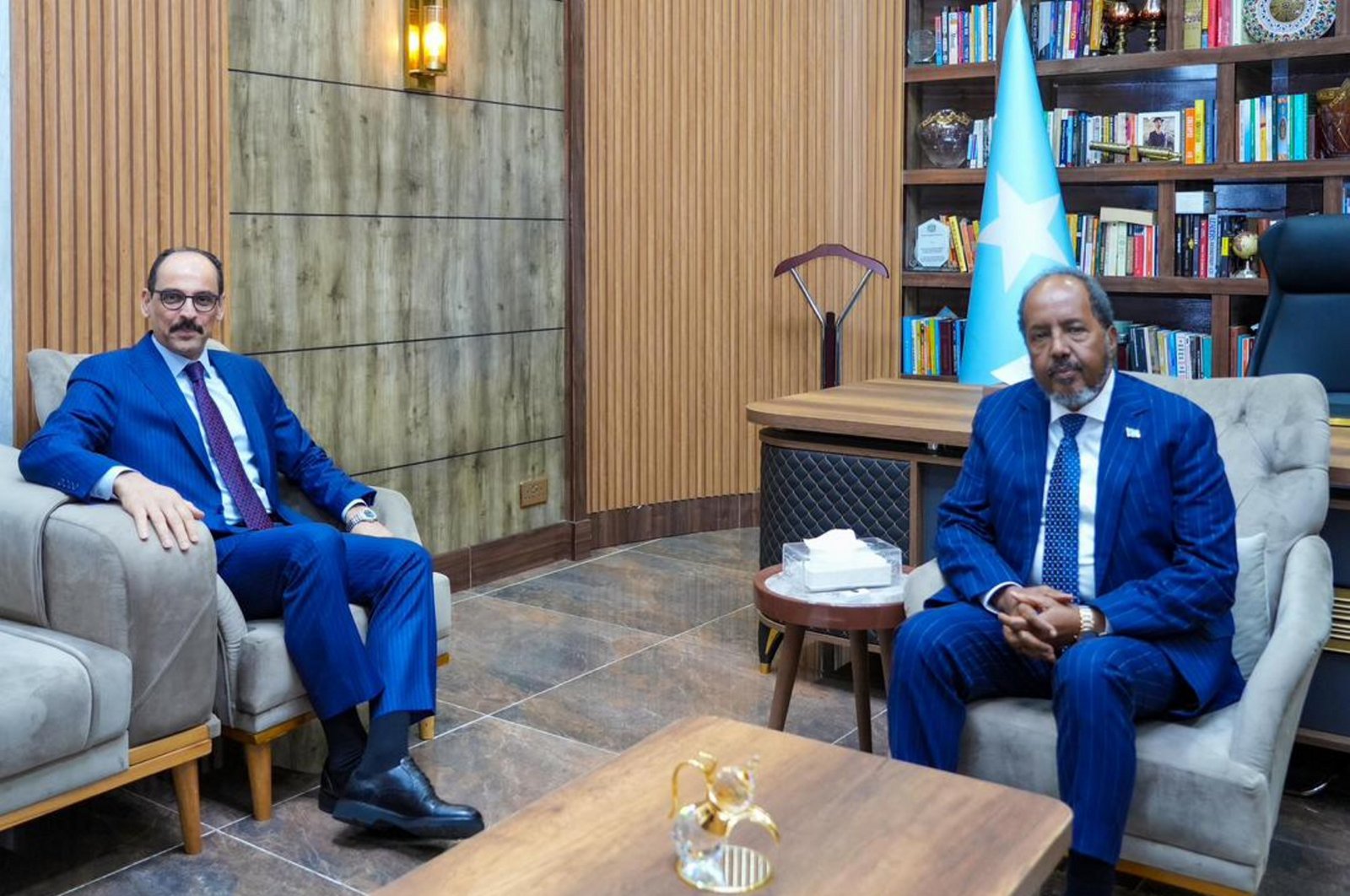Ibrahim Kalın, the head of Türkiye&#039;s National Intelligence Organization (MIT), meets with Somali President Hassan Sheikh Mohamud in Mogadishu, April 30, 2024. (AA Photo)