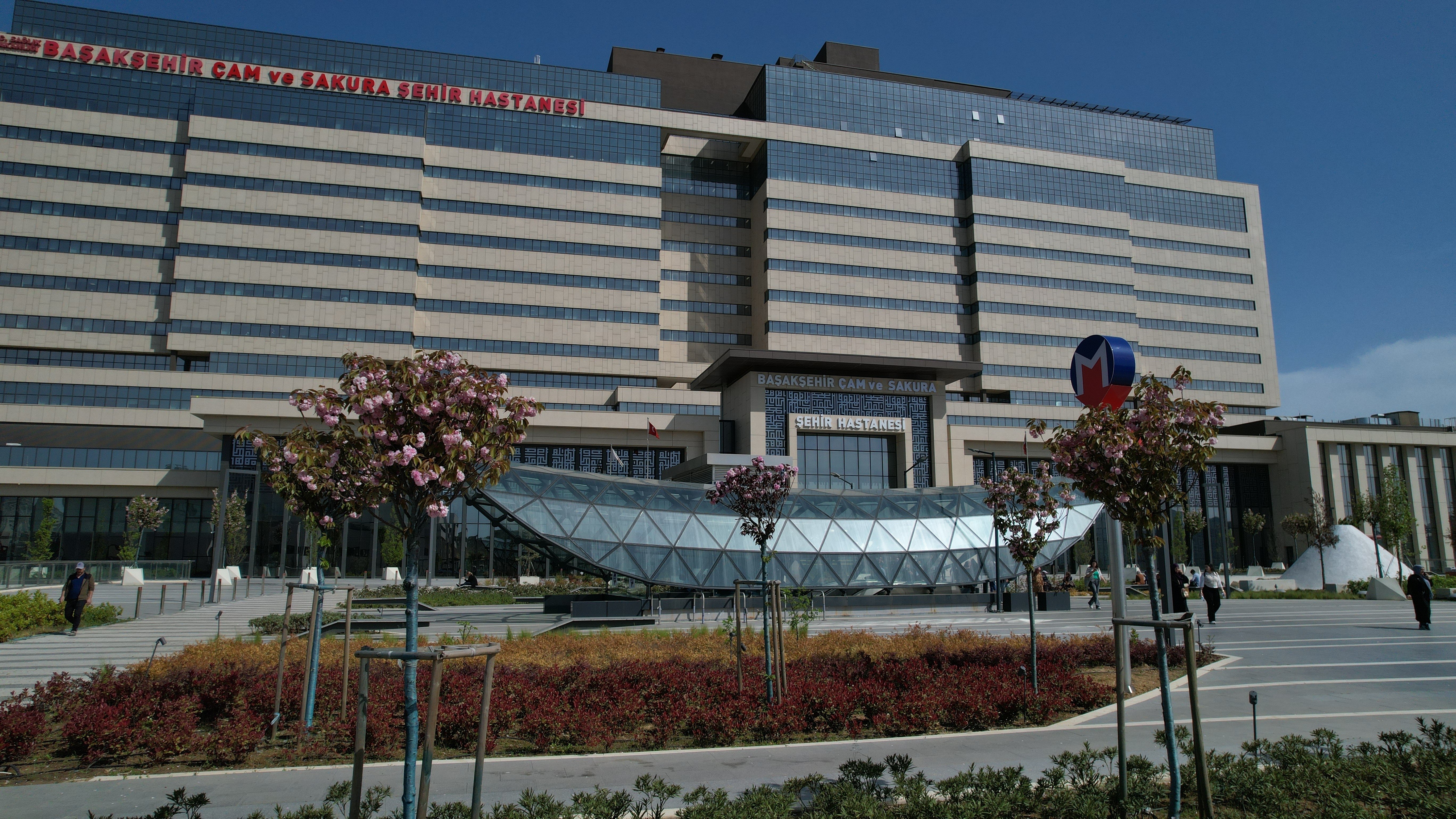 Başakşehir Çam and Sakura City Hospital is a major healthcare complex in Istanbul, Türkiye. April, 16, 2024. (IHA Photo)