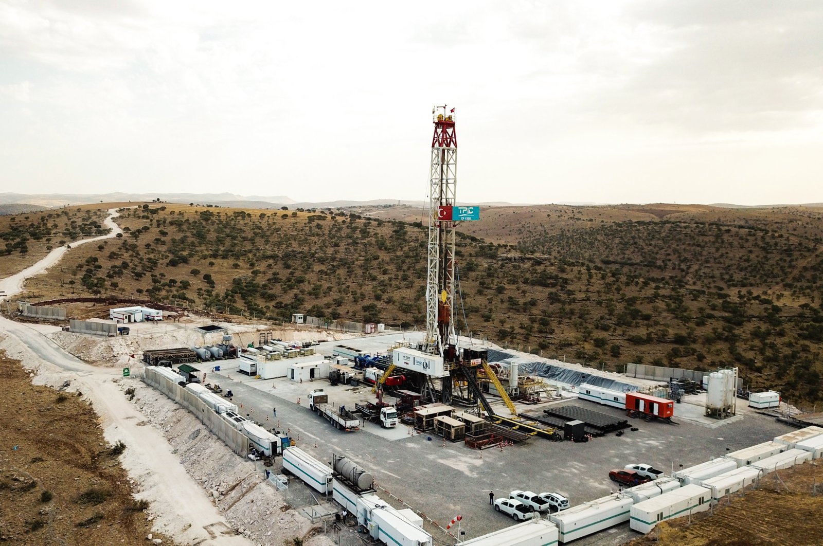 The Koca Yusuf TP1500 drilling rig is seen in the Gabar region in Şırnak province, southeastern Türkiye, Sept. 7, 2022. (AA Photo)
