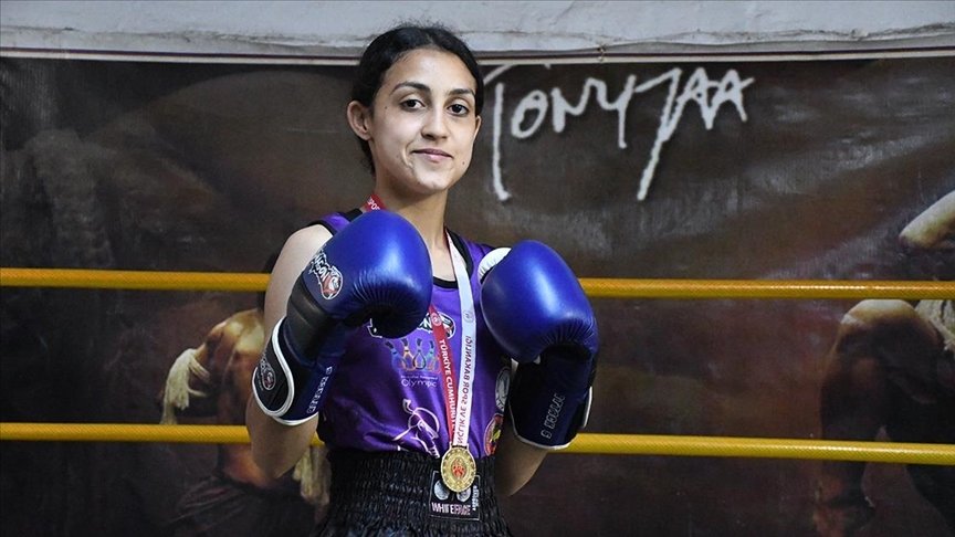 Turkish Muay Thai fighter Eda Erçin poses for a photo during training session, Adana, Türkiye, May 5, 2024. (AA Photo)