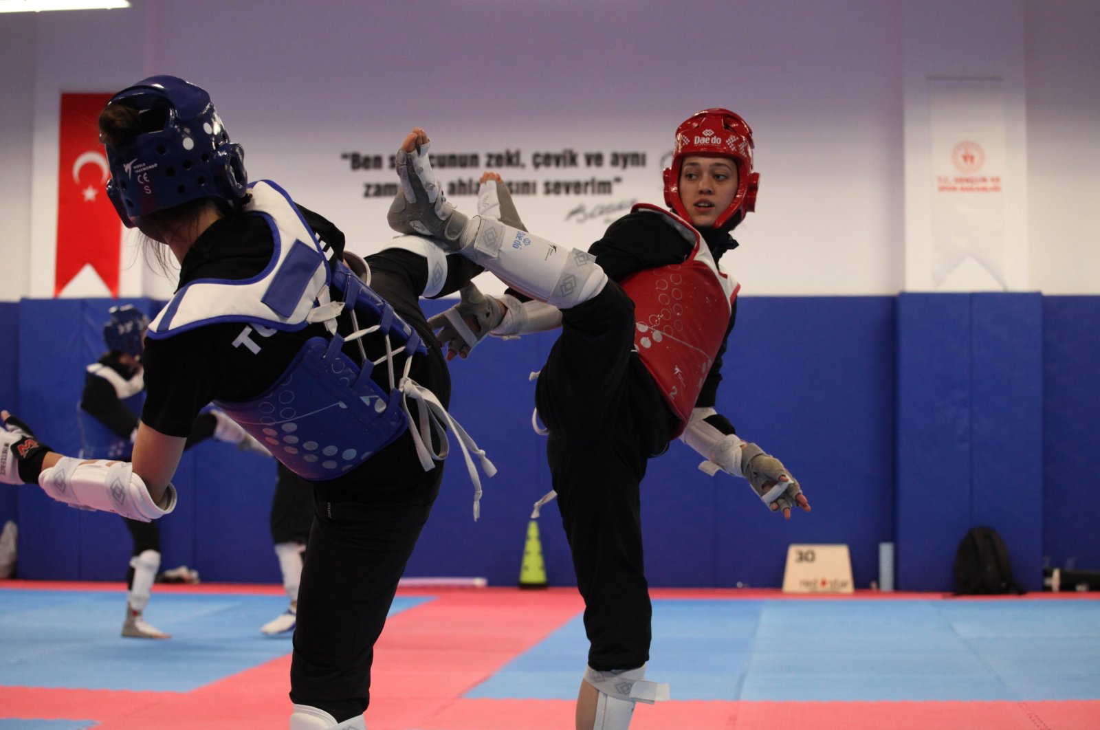 Turkish taekwondo team players in action during a training camp, Konya, Türkiye, May 5, 2024. (IHA Photo)