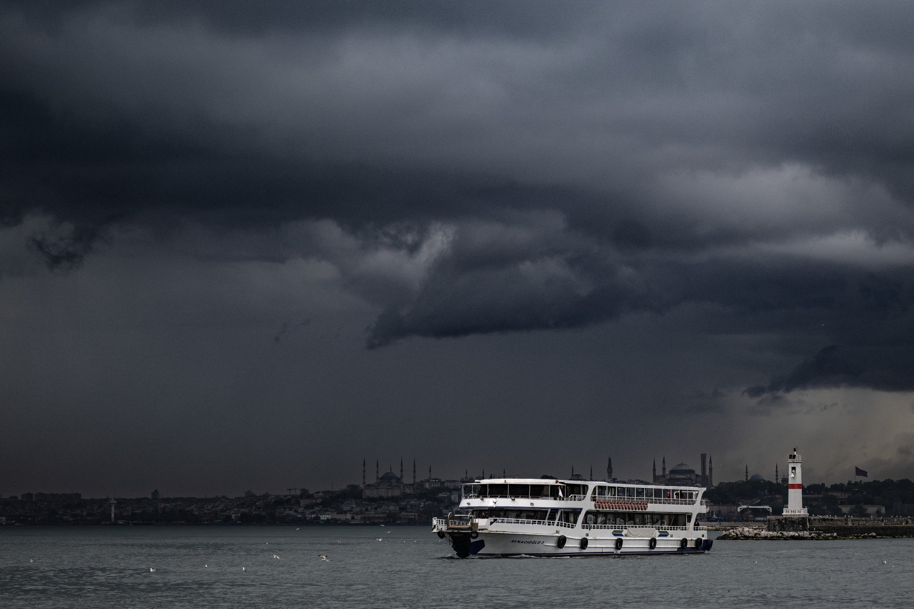 Istanbul faces severe pollution due to traffic, highlighting the urgent need for effective pollution control measures, Istanbul, Türkiye, April 20, 2024. (AA Photo)